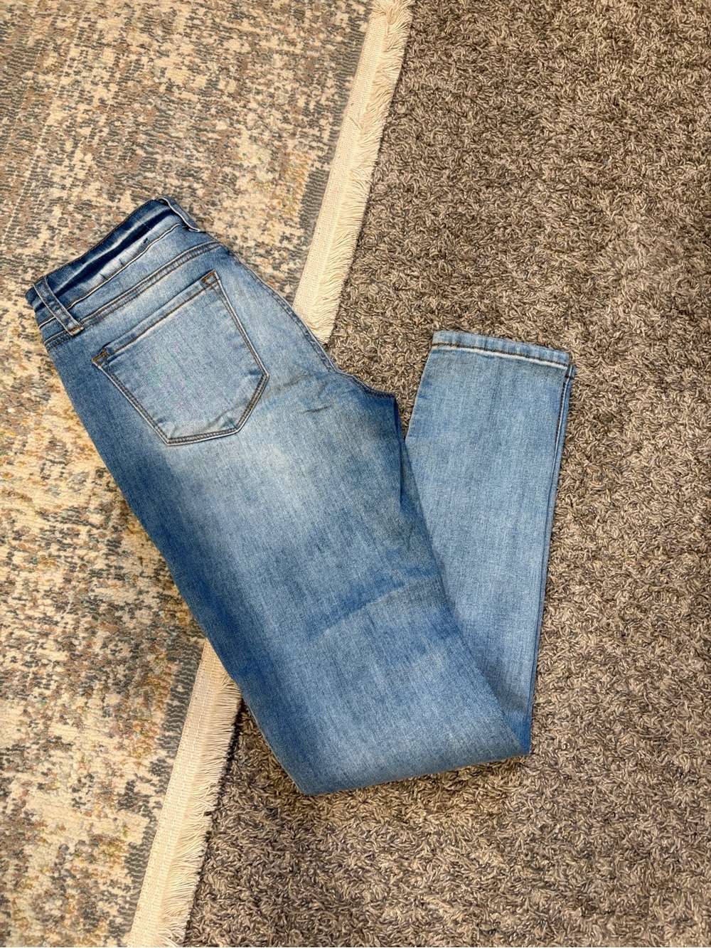 KanCan Women's Skinny Jeans in Light Blue Wash